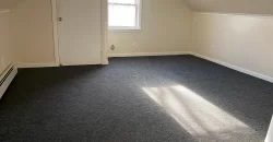 Room for rent in 4 bedroom apartment