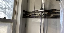 Room for rent in 4 bedroom apartment