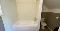 One bedroom Portland Walk up 3rd floor