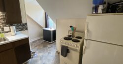 One bedroom Portland Walk up 3rd floor