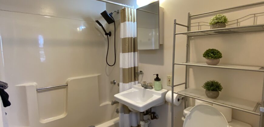 One bedroom 1st floor Westbrook