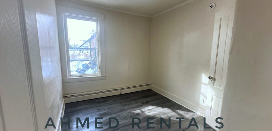 3 Bed room #4 Alfred st. Biddeford