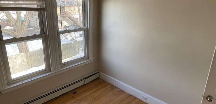 Room for rent 132 Main St. South Portland